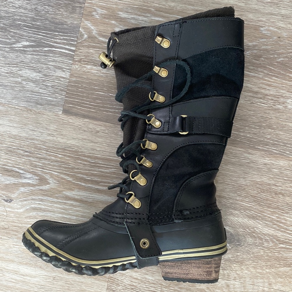Women’s Sorel Waterproof Boots Size 6